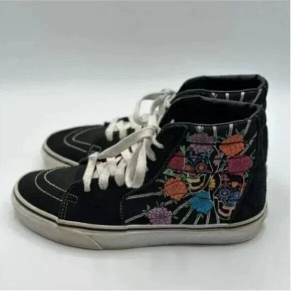 Lizzie Armanto x Vans Sk8- Pro High Floral for sale | eBay Vans Lizzy Unisex Armanto Floral Black Skateboard High Top Sneakers Size 8